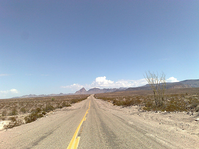 File:Route 66 2073773569 7b3fae3b91 b.jpg