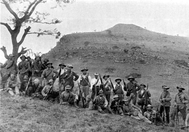 File:Boers at Spion Kop, 1900 - Project Gutenberg eText 16462.jpg