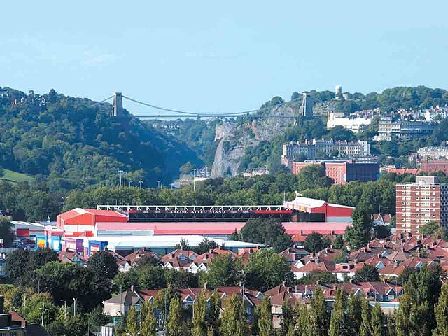 File:Ashton Gate & Bridge.jpg