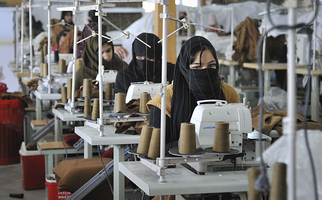File:Afghan women at a textile factory in Kabul.jpg
