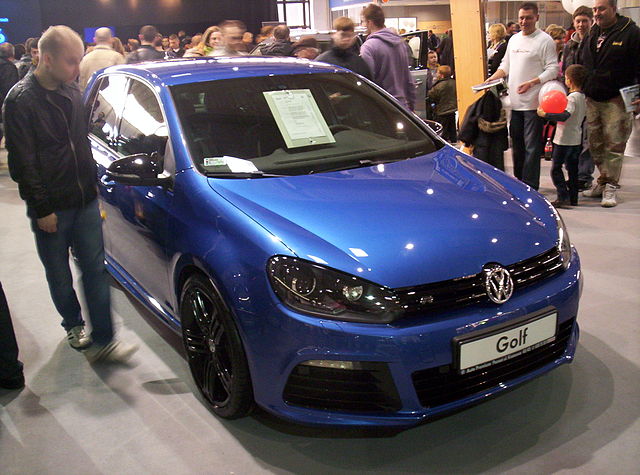 File:Volkswagen Golf R front Poznan 2011.jpg