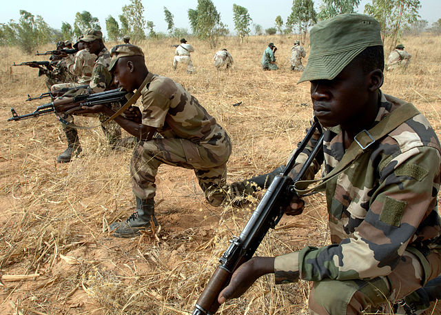 File:Niger Army 322nd Parachute Regiment.jpg