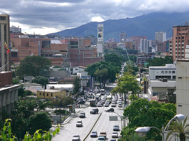 File:Las Mercedes - Caracas.jpg