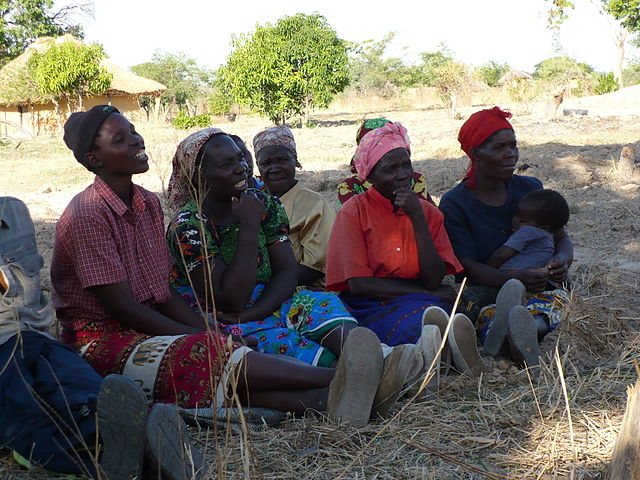 File:ZambianWomen.JPG
