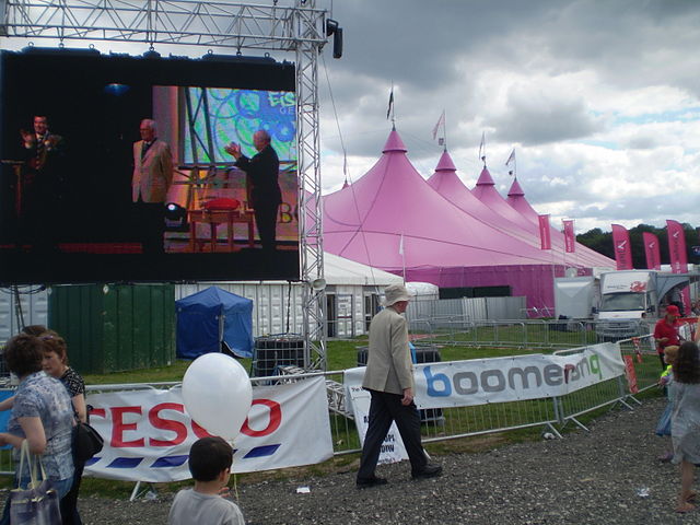 File:National Eisteddfod Maes 2007.jpg