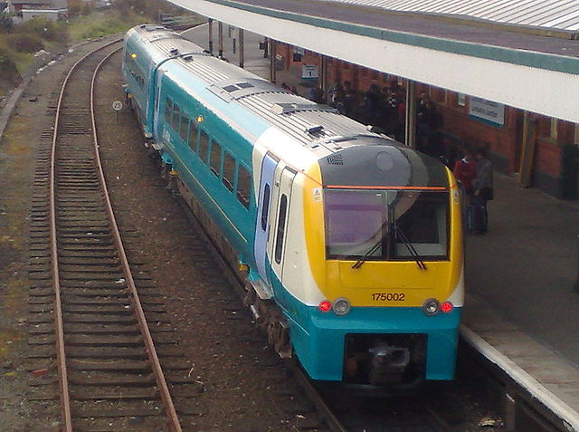 File:BR Class 175 at Llandudno Junction.jpg