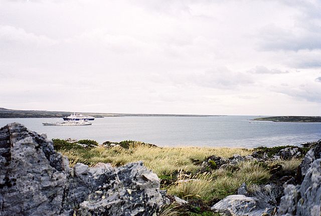 File:Port-William.JPG