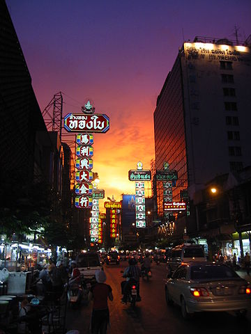 File:Chinatown bangkok.jpg