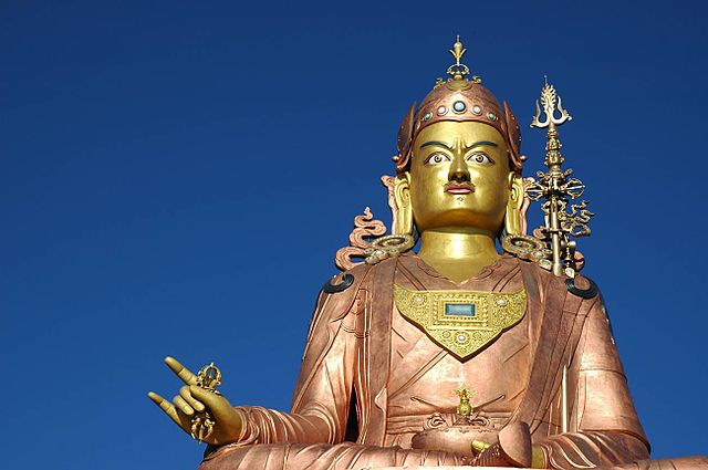 File:Guru rimpoche at samdruptse.jpg