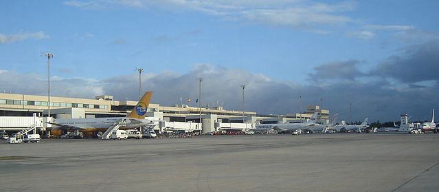 File:Gran canaria airport.JPG