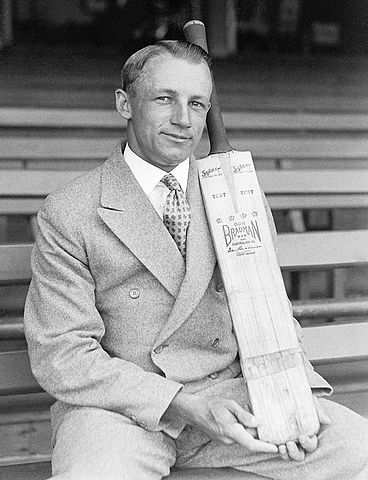 File:Bradman&Bat.jpg