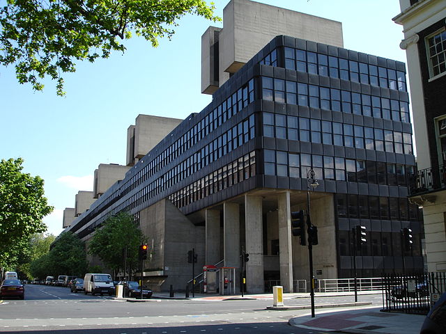 File:UCL Bedford Way.jpg