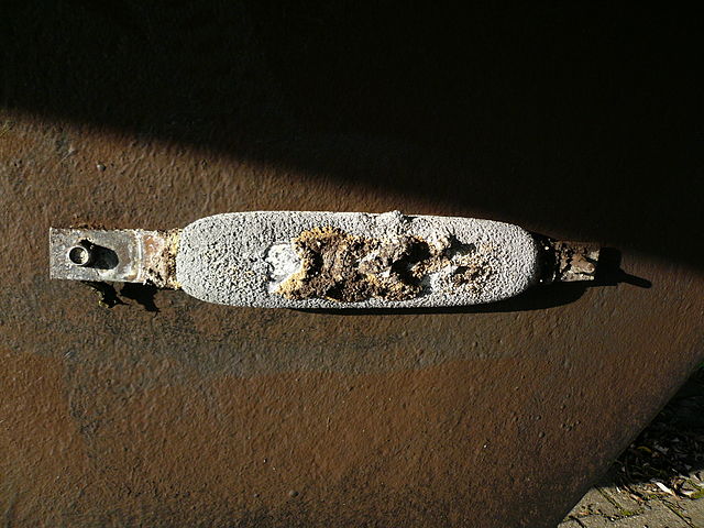File:Sacrificial anode.jpg