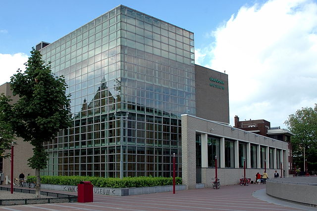 File:Van Gogh Museum.jpg
