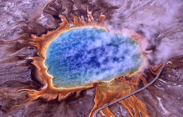 File:Grand prismatic spring.jpg