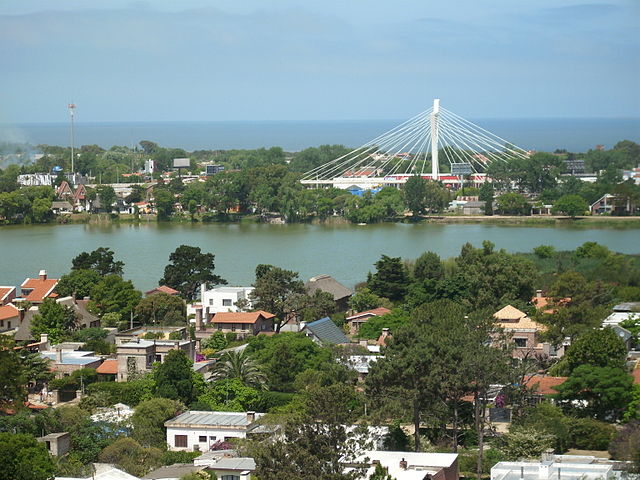 File:Puente americas canelones.jpg