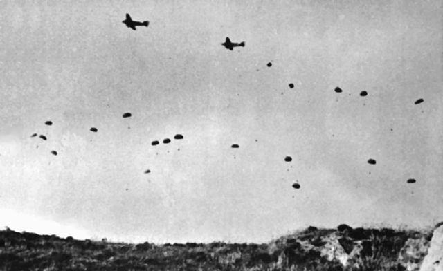 File:German paratroopers jumping From Ju 52s over Crete.jpg