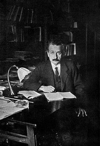 File:Albert Einstein photo 1920.jpg