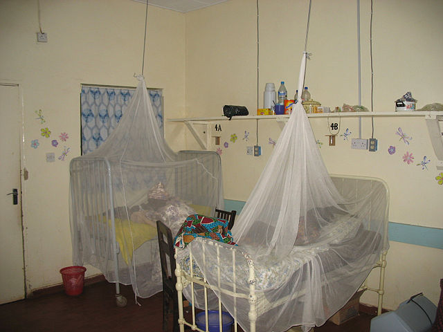 File:Midnight in Pediatric ICU.jpg