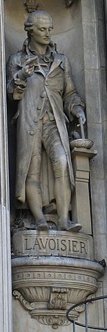 File:Lavoisier-statue.jpg