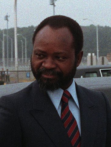 File:Samora Moises Machel detail DF-SC-88-01383.jpg