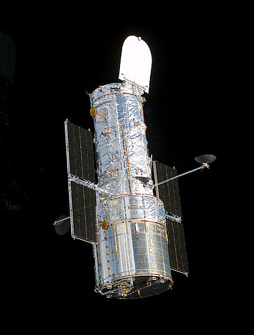 File:STS-109-HST-s109e5700.jpg