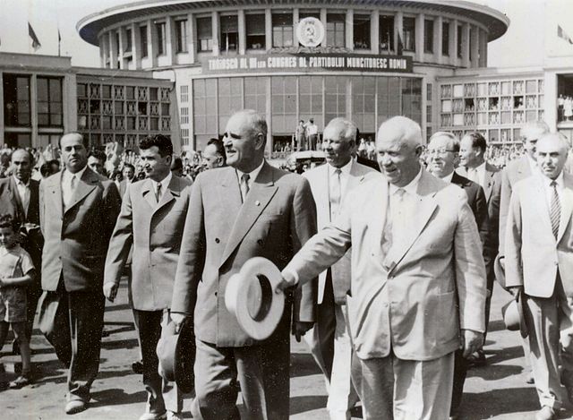 File:Gheorghiu-Dej & Khrushchev at Bucharest's Baneasa Airport (June 1960).jpg