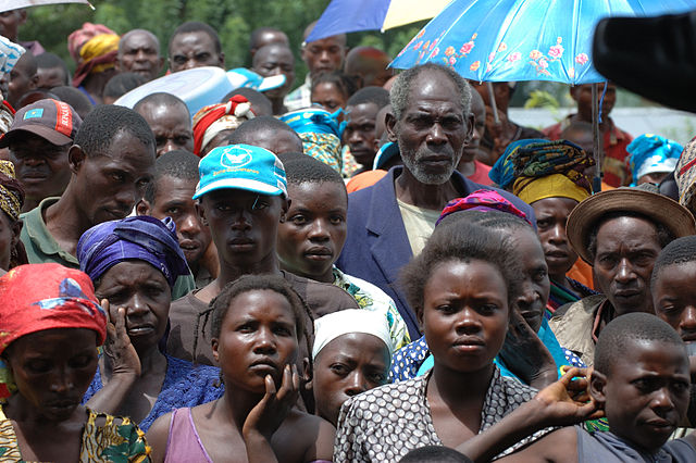 File:IDPs at Kiwanja.jpg