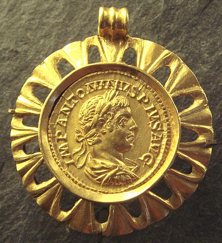File:Medal of Elagabalus.jpg
