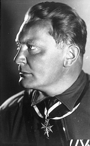 File:Bundesarchiv Bild 102-13805, Hermann G&ouml;ring.jpg