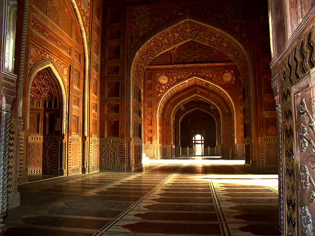 File:Taj Mahal Mosque Interior Hall.jpg