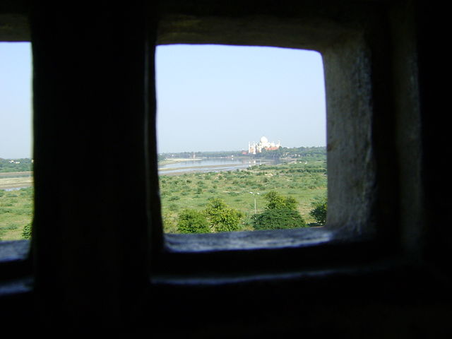 File:Taj From Red Fort of Agra.jpg