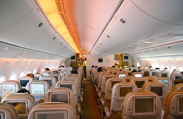 File:Etihad Airways Boeing 777-3FXER Coral Wedelstaedt.jpg