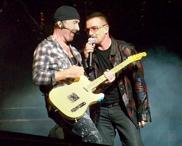 File:Bono Edge Foxboro 09212009 U2360.jpg