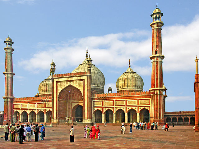 File:Jama Masjid, Delhi, morning view.jpg