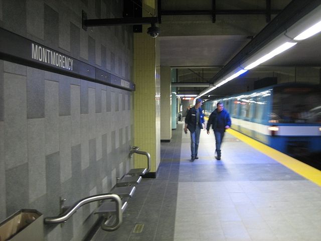 File:Montmorency Metro.jpg