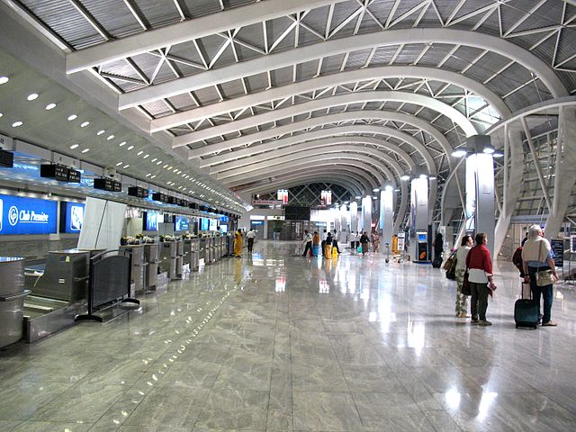 File:Mumbai Airport.jpg