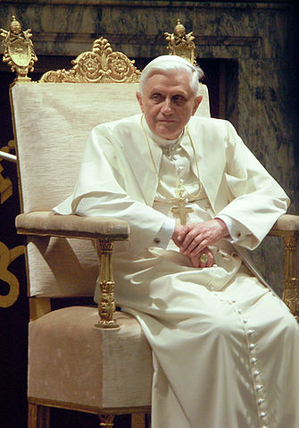 File:Pope Benedictus XVI january,20 2006 (2) mod.jpg
