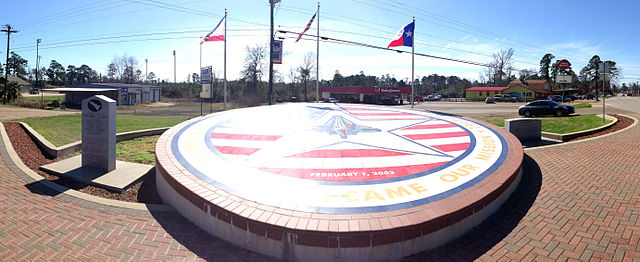 File:Space Shuttle Columbia memorial - Shelby County, Texas.jpg