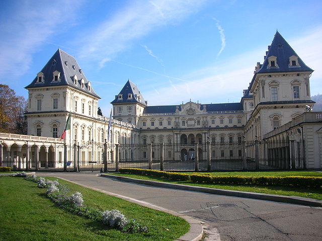 File:Valentino castle.jpg