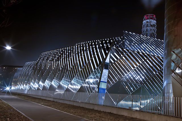 File:Centrale del Teleriscaldamento Torino.jpg