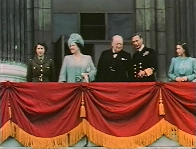 File:Special Film Project 186 - Buckingham Palace 2.jpg