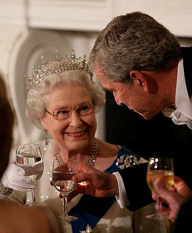 File:George W. Bush toasts Elizabeth II 2007.jpg
