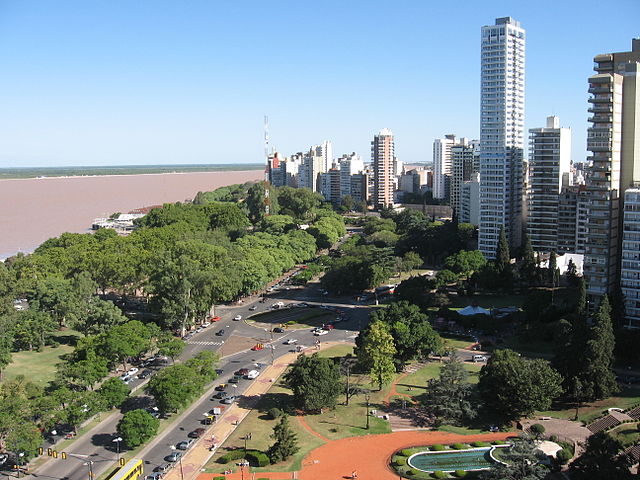 File:Rosario y el Parana.JPG