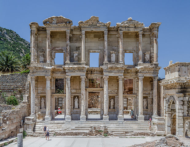 File:Ephesus Celsus Library Fa&ccedil;ade .jpg