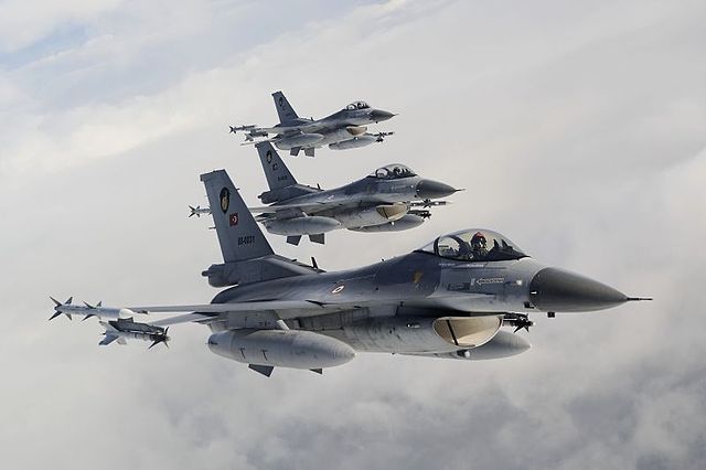 File:Three F-16 of the Turkish Air Force.jpg