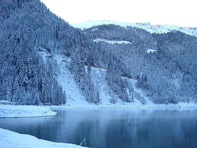 File:Uzung&ouml;l3.jpg