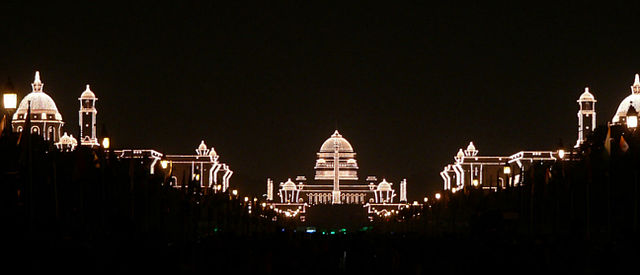 File:Rashtrapati Bhavan and adjacent buildings, illuminated for the Republic Day.jpg