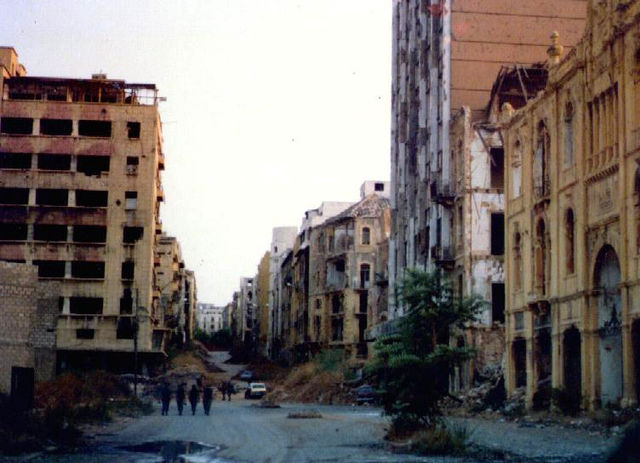File:Green Line, Beirut 1982.jpg