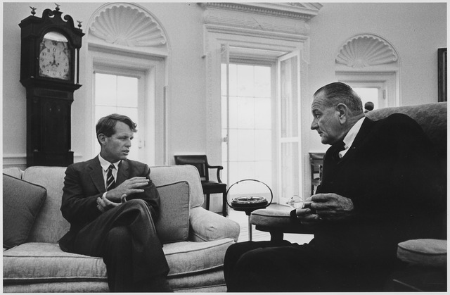 File:Senator Robert F. Kennedy and President Lyndon B. Johnson - NARA - 192487.tif